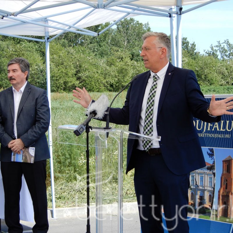 Északi iparterület átadása 12